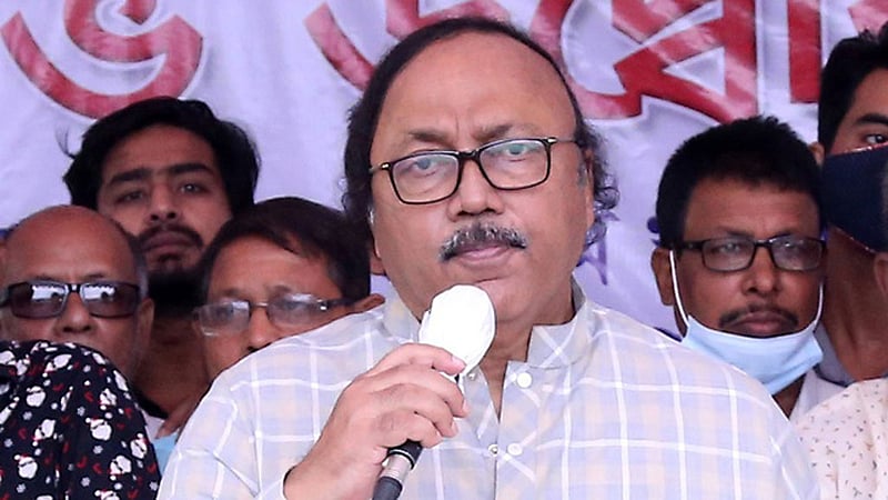 ‘অবৈধ’ সম্পদ: খায়রুজ্জামান লিটন ও স্ত্রী-কন্যার বিরুদ্ধে মামলা করবে দুদক