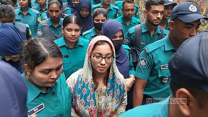 মডেল মেঘনা এবার গ্রেপ্তার ‘প্রেমের ফাঁদের’ মামলায়