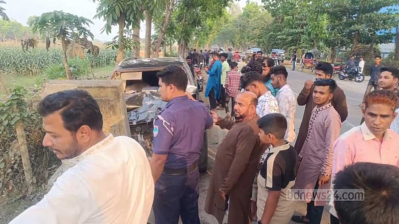 মেহেরপুরে তিন গাড়ির সংঘর্ষে ৩ জন নিহত, আহত ২