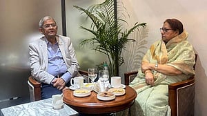 ভালো আছেন ফখরুলের স্ত্রী, দেশে ফিরবেন সোমবার