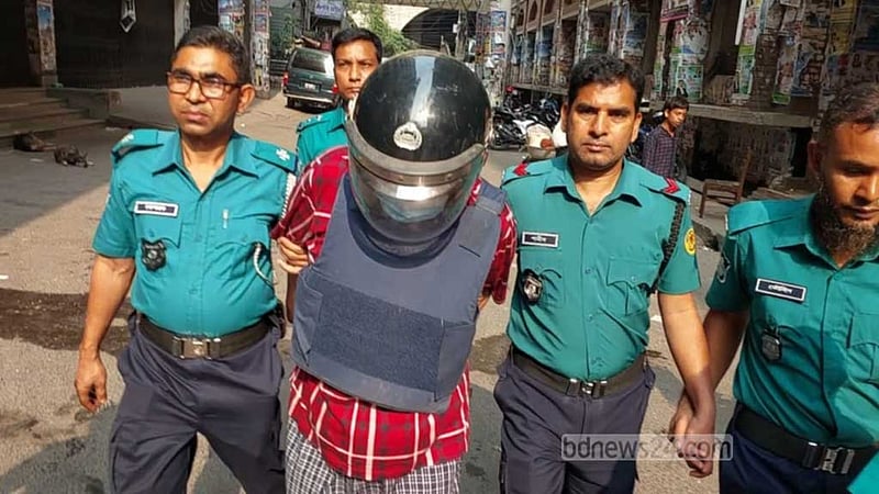 সৌদি রাষ্ট্রদূতের সঙ্গে ‘প্রতারণা’: মডেল মেঘনার ‘সহযোগী’ সমির রিমান্ডে