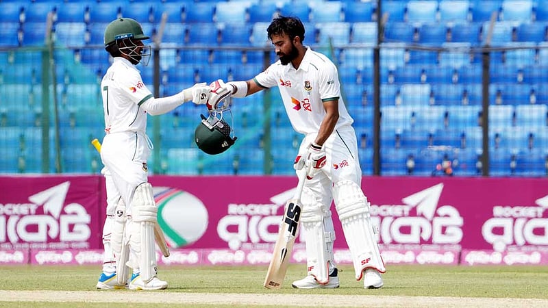 সাদমানের সেঞ্চুরিতে লিড নিলেও বাংলাদেশের হতাশার দিন