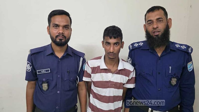 নারায়ণগঞ্জে তিন খুন: গৃহকর্তা ৫ দিনের রিমান্ডে
