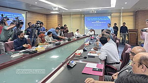 তৈরি পোশাকে করপোরেট কর অপরিবর্তিত চান ব্যবসায়ীরা