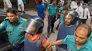 রাজধানীতে মিছিল: আওয়ামী লীগ নেতা মুরাদ-আনিস ৪ দিনের রিমান্ডে