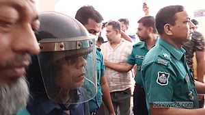 'ভালো নেই' সাবেক আইজিপি শহীদুল হক, চাইলেন দোয়া
