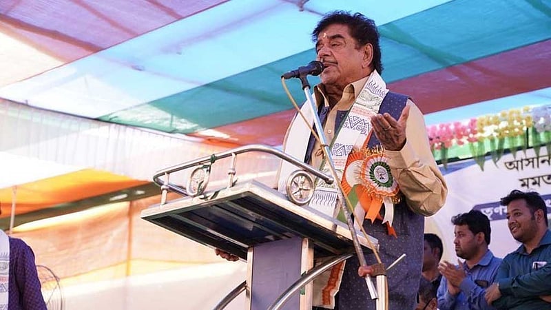 হিন্দু-মুসলিম আলাদা কিছু নয়, সবাই ভারতীয়: শত্রুঘ্ন