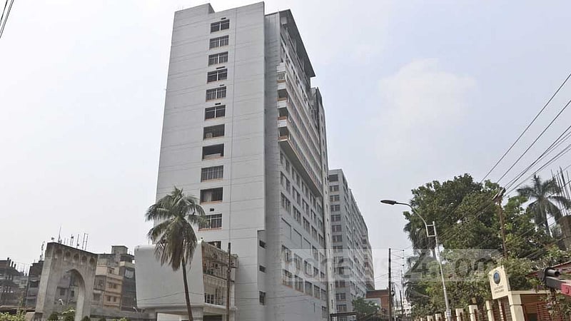 সূত্রাপুরে ‘গ্যাসের’ আগুন: একই পরিবারের দগ্ধ ৫
