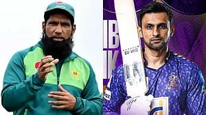 শোয়েব মালিককে পিএসএলে দেখতে চান না ইউসুফ