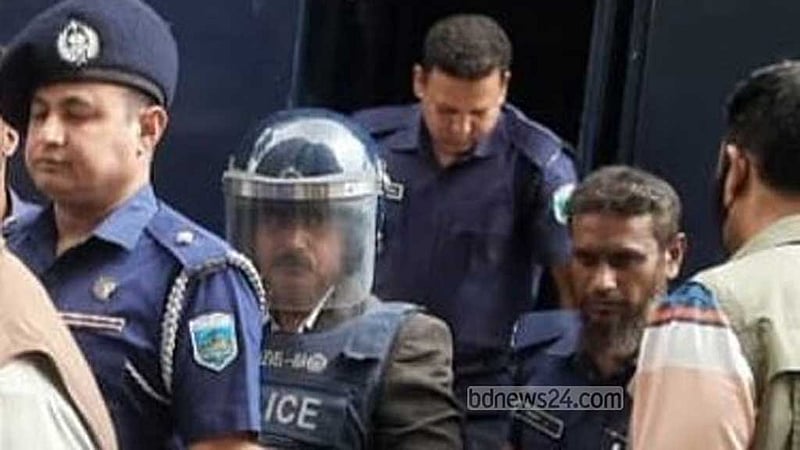 জামিনে মুক্ত সাবেক এমপি আজিজকে জেলগেইটে মারধর, ফের কারাগারে