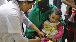 ৫ লাখ শিশু টিকার সব ডোজ সময়মত পায় না