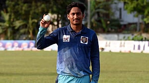 জাহিদুজ্জামানের ঝড়ো সেঞ্চুরি, ওয়াসির ৬ ও সানজামুল-শহিদুলের ৫ উইকেট