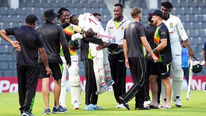 ম্যাচ জয়ের পর এখন সিরিজ জয়ের ছবি আঁকছে জিম্বাবুয়ে