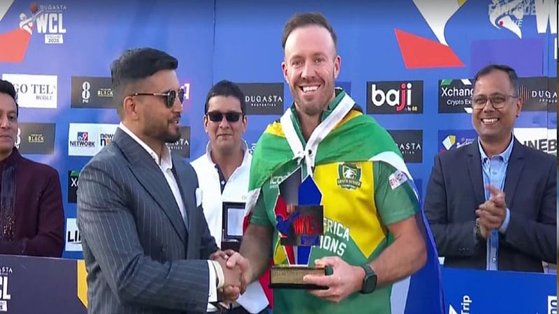 স্টেইনের চোখে, ‘আইপিএলের অর্ধেকের চেয়ে এখনও ভালো ডি ভিলিয়ার্স’, ভক্তদের মতে ৯০%