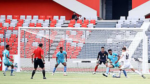 মুরাসের বিপক্ষে হেরে বিদায় আবাহনীর