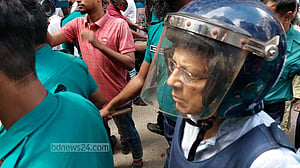 আনিসুল হকের সাড়ে চার কোটি টাকার গাড়িসহ ৫৮৪ শতাংশ জমি জব্দ
