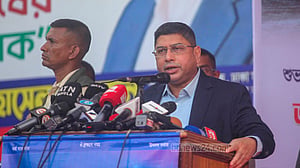 এদেশ সবার, আপনারা নিশ্চিন্তে থাকুন: সেনাপ্রধান