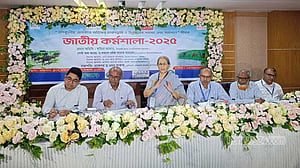 ইলিশের দাম নিয়ে দ্রুতই সভা হবে: উপদেষ্টা