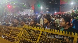 ক্যাম্পাসে ক্যাম্পাসে অস্থিরতা, পেছনের ‘রাজনীতি’ কী?