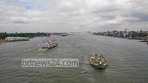 বুড়িগঙ্গায় ভাসছিল বৃদ্ধের লাশ