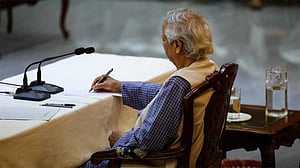 অন্তর্বর্তী সরকার: এক বছরে কীসে সাফল্য, ব্যর্থতা কোথায়?