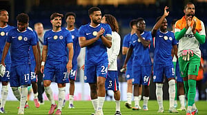 সেন্ট্রাল ডিফেন্ডারের খোঁজে চেলসি