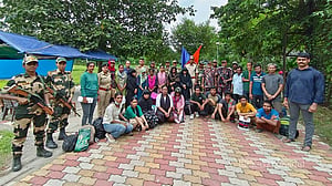 ভারতে অনুপ্রবেশ: চুয়াডাঙ্গা সীমান্ত দিয়ে ২২ বাংলাদেশিকে হস্তান্তর