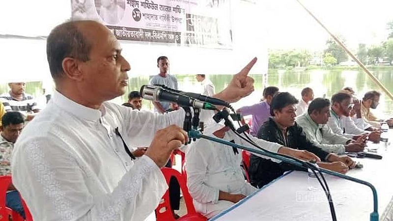 মহেশখালী থানার ওসিকে ‘উলঙ্গ করে’ এলাকা ছাড়া করার হুমকি বিএনপি নেতার