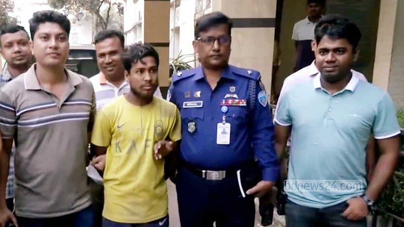 কক্সবাজারে মার্কিন নারীকে যৌন নিপীড়নের দায়ে যুবকের ৭ বছরের কারাদণ্ড