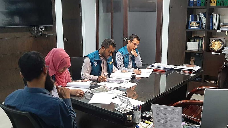 চট্টগ্রাম সওজ: কাজ না করা ঠিকাদারকে দিয়ে ‘বিল দাখিলের চেষ্টা’