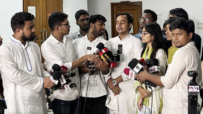 ডাকসু: নারী প্রার্থীদের সুরক্ষায় ‘সাইবার সিকিউরিটি সেল’ করার দাবি