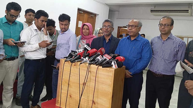 ডাকসু নির্বাচন: ২৮ পদে লড়তে চান ৫৬৫ জন