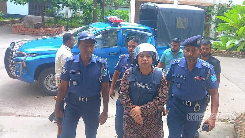 ফরিদপুরের শ্রমিক লীগ নেতাকে ঢাকায় মারধর করে পুলিশে দিল জনতা