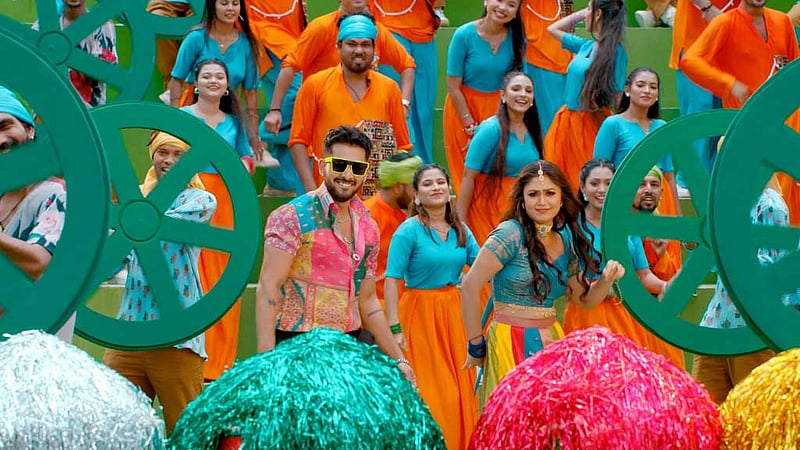 সৈকত নাসিরের ‘ঘুরাই চলো মনের হুইল’