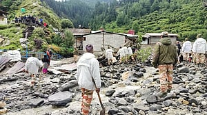 উত্তরাখণ্ডে প্রবল বৃষ্টি-ভূমিধস: বহু নিখোঁজ, উদ্ধারকাজ ব্যাহত