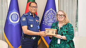 আইজিপির সাথে জাতিসংঘের নিরাপত্তা উপদেষ্টার বৈঠকে নির্বাচন নিয়ে আলোচনা