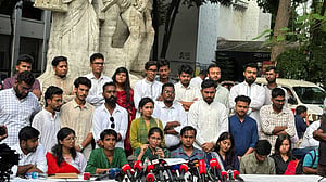 ডাকসু নির্বাচন: 'স্বতন্ত্র শিক্ষার্থী ঐক্য' প্যানেলে লড়বেন উমামা-সাদী