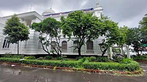 সাংবাদিক পরিচয় পেয়েও পুলিশ গুলি করে: ট্রাইব্যুনালে মোহিদ