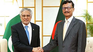অমীমাংসিত বিষয়: পাকিস্তানি পররাষ্ট্রমন্ত্রীর বক্তব্যে ‘একমত নয়’ বাংলাদেশ