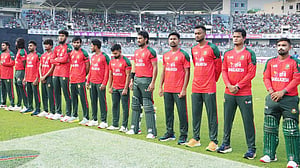 ট্রফিতে চোখ রেখে এশিয়া কাপে যাবে বাংলাদেশ