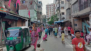 জেনিভা ক্যাম্পে ফের সংঘাত, ধারালো অস্ত্রের আঘাতে নিহত ১