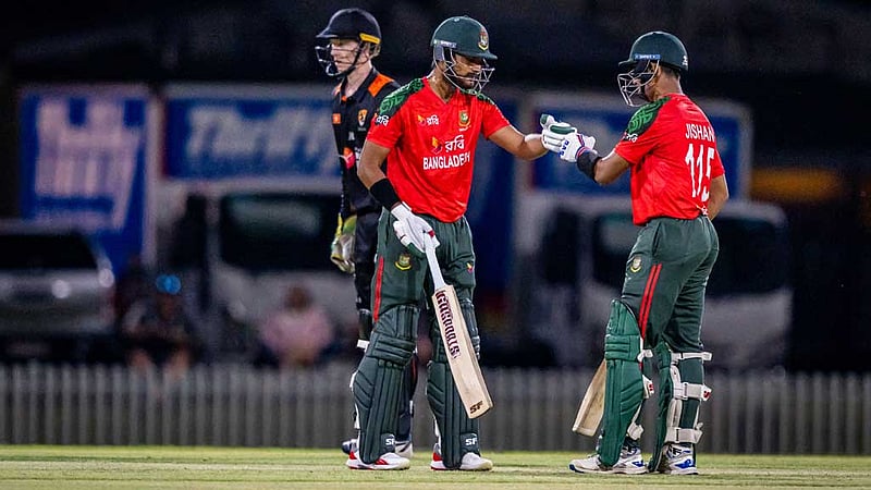 প্রথম তিন ওভারে ৫০, শেষ দুই ওভারে ৩০ তুলে বাংলাদেশ ‘এ’ দলের জয়