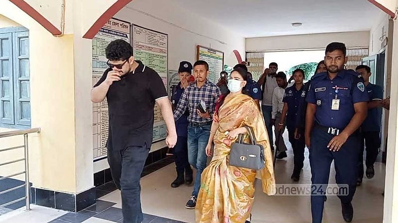 খাগড়াছড়ি জেলা পরিষদ চেয়ারম্যানের বিরুদ্ধে সদস্যদের অনাস্থা