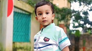 খাগড়াছড়িতে বালিশ চাপায় শিশুকে হত্যার অভিযোগে মা আটক