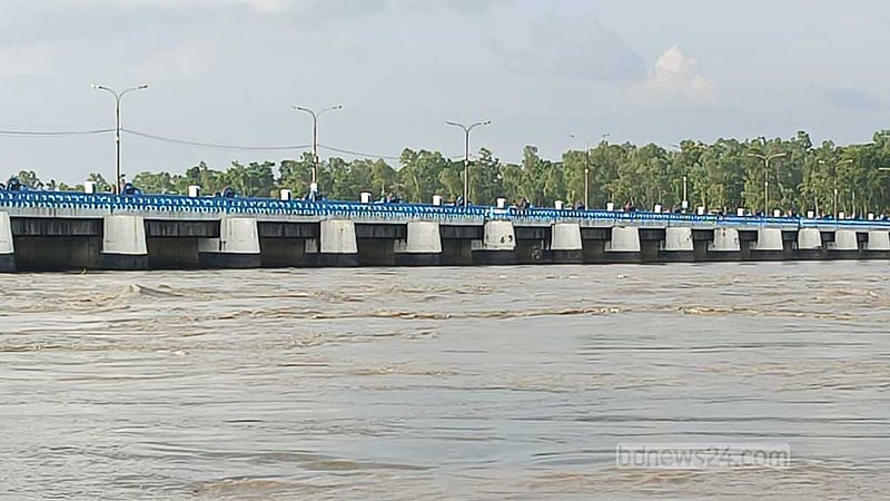তিস্তার পানি বিপৎসীমার উপরে, ফের প্লাবিত লালমনিরহাট