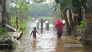 তিস্তায় পানি বৃদ্ধি অব্যাহত, পানিবন্দি শতাধিক গ্রামের মানুষ