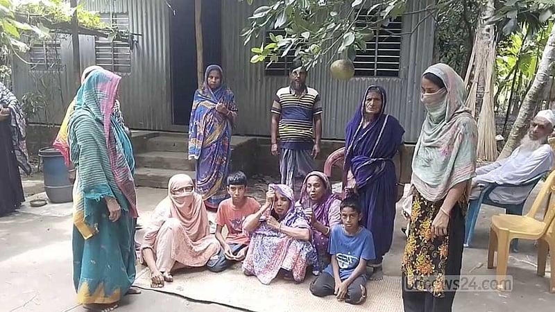 মাদারীপুরে মাটিতে পুঁতে রাখা ভ্যানচালকের মরদেহ উদ্ধার