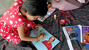মুস্তাফা মনোয়ারের জন্মদিনে ‘শিশুদের আনন্দই’ উপহার