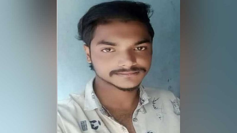 ‘টর্চার সেল চালিয়ে চাঁদাবাজি’: ময়মনসিংহে ছাত্রদল নেতাসহ গ্রেপ্তার ৩