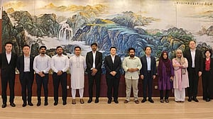 মালয়েশিয়া সফর শেষে চীন যাবেন নাহিদ